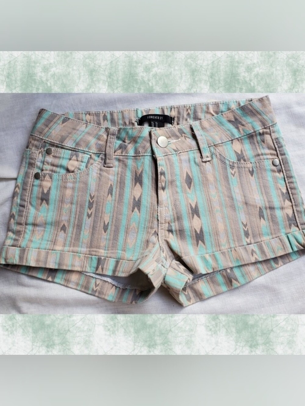 Forever 21 Aztec Tribal Cut off Short shorts Boho hippie Y2k